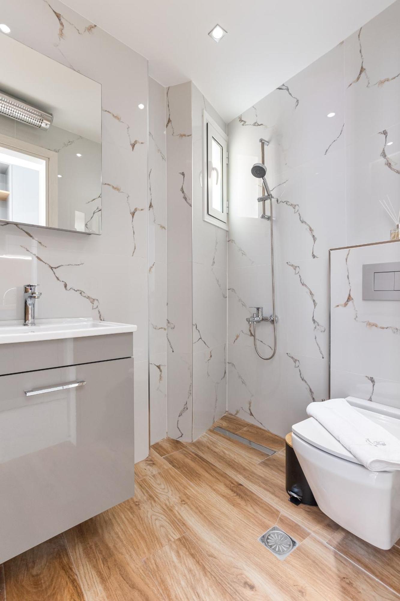 New Glamorous Apartment In Downtown سالونيك المظهر الخارجي الصورة