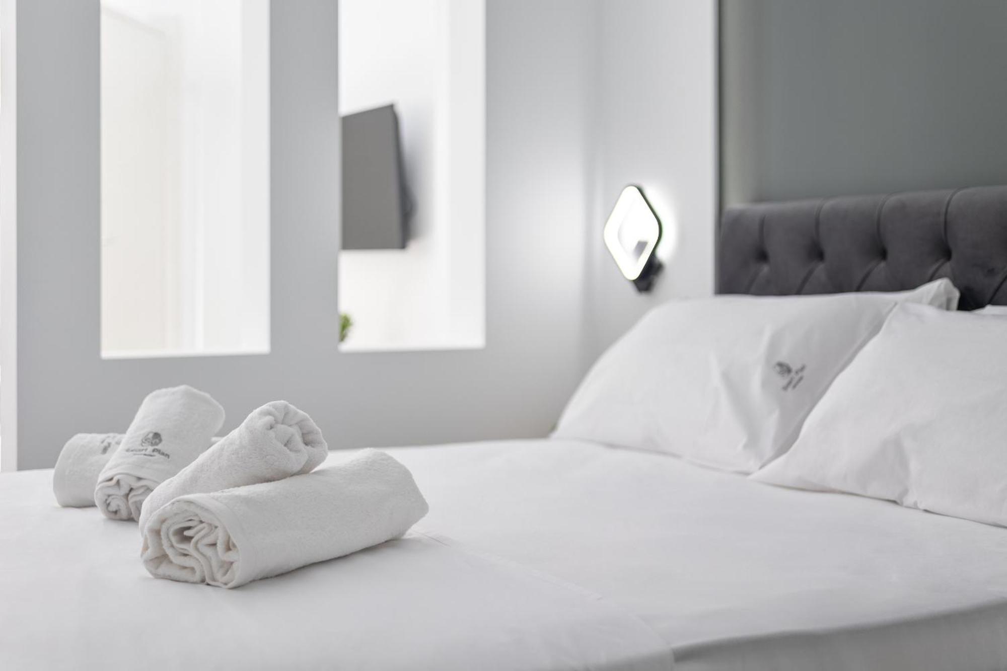 New Glamorous Apartment In Downtown سالونيك المظهر الخارجي الصورة